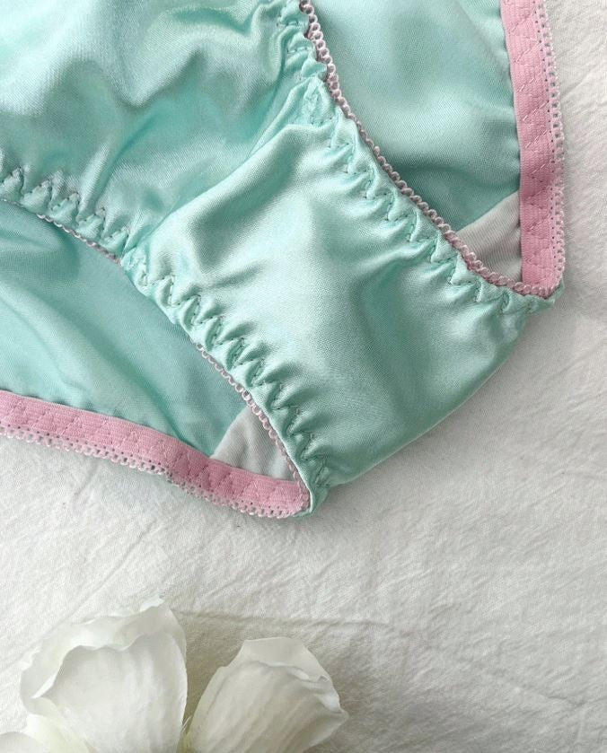 Womens Mint Green Satin Bra & Knickers Set Pink Lace Trim Lingerie size XL 16-18