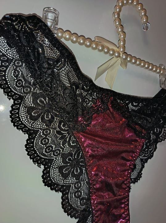 🖤✨ Black Lace & Electric Pink Metallic Brazilian Knickers – Size XL 16-18 ✨🖤