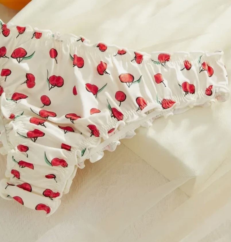 🍒Cherry Print Frilly satin Knickers White Ruffle silky panties size L 12-14 🍒