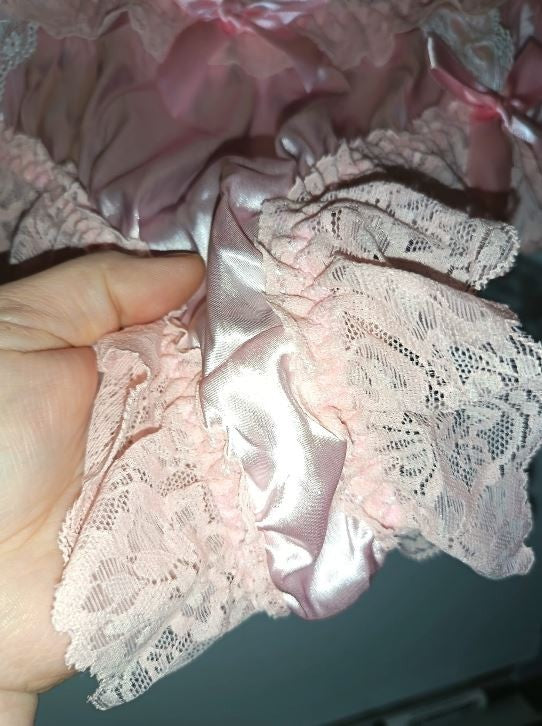 🎀 Pink Satin Lace Frilly Knickers with Bows soft silky feel sissy size M 10 🎀