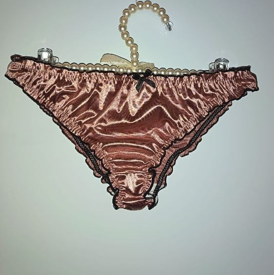 Ladies dusty pink Satin Frilly Knickers Shiny Silky Panties sissy size M 10