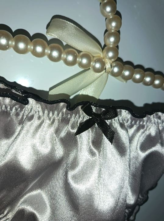 Ladies silver Satin Frilly Knickers Shiny Silky Panties sissy size L 12-14
