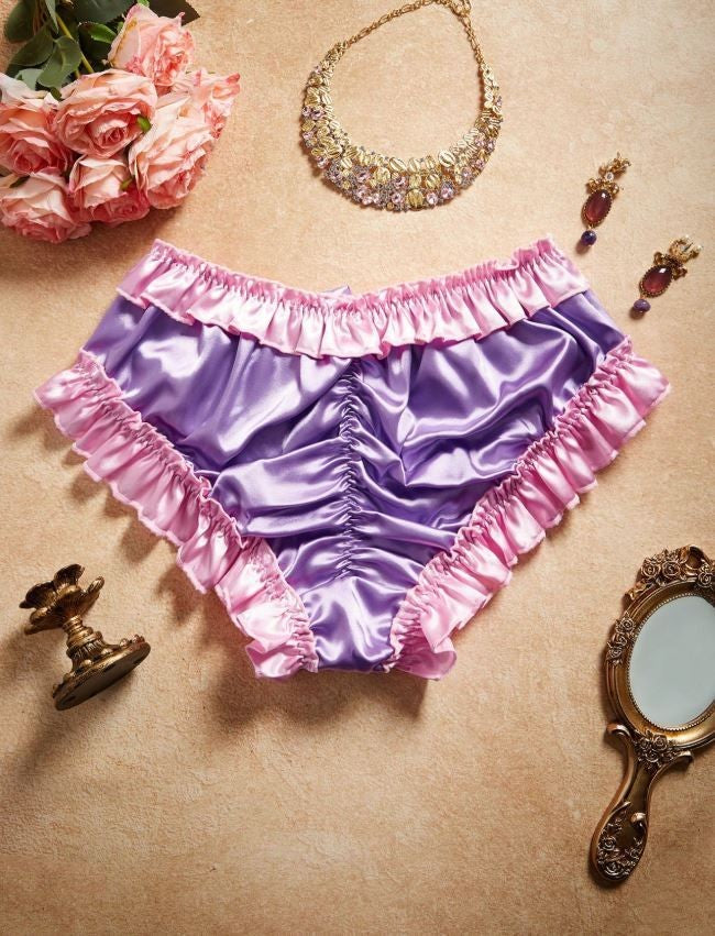 Silky feel lilac satin panties ruched bum knickers pink trim size UK 20-22 / 3XL