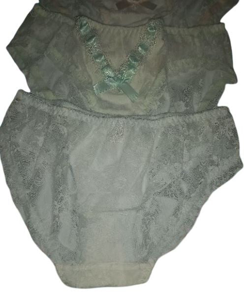 3 pack women's soft elegant lace knickers 3 colours with cute bow details