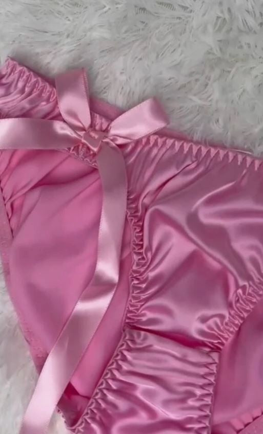 Size M 10💕 Pink Satin Knickers silky feel panties Bikini Briefs Glossy 🎀🎀🎀