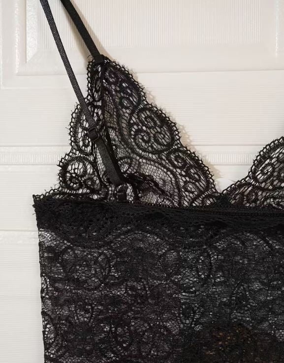 Silky feel purple satin black lace trim 4 piece lingerie set size 8 (S)