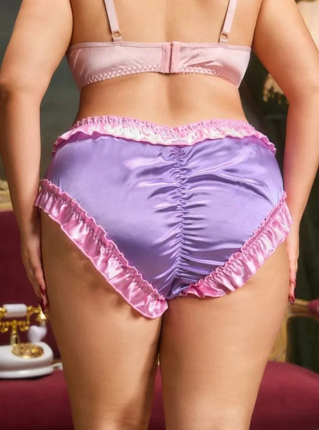 Silky feel lilac satin panties ruched bum knickers pink trim size UK 18-20 / XXL