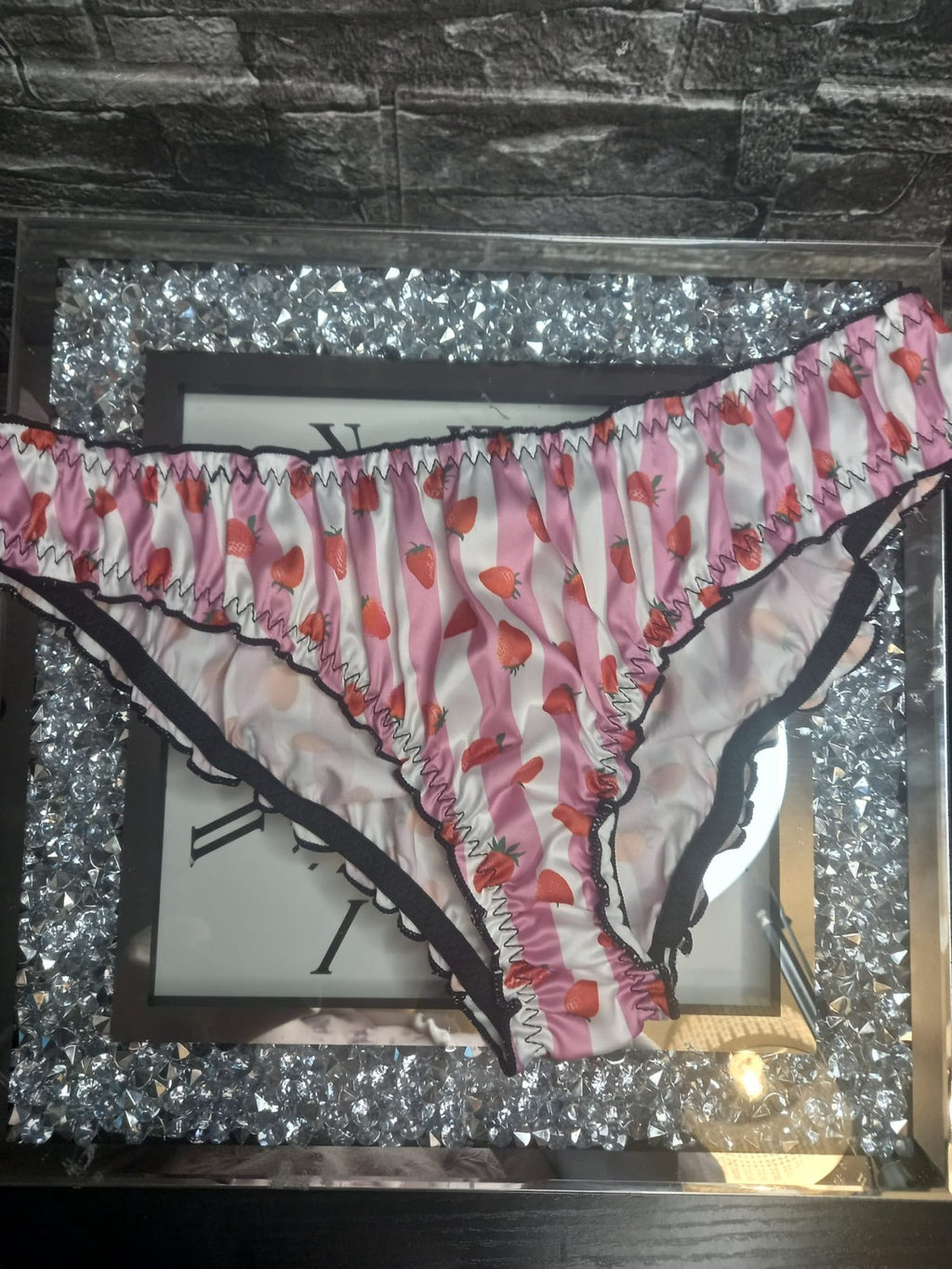 Women strawberry print pink silky feel satin knickers panties sissy size 10 (M)