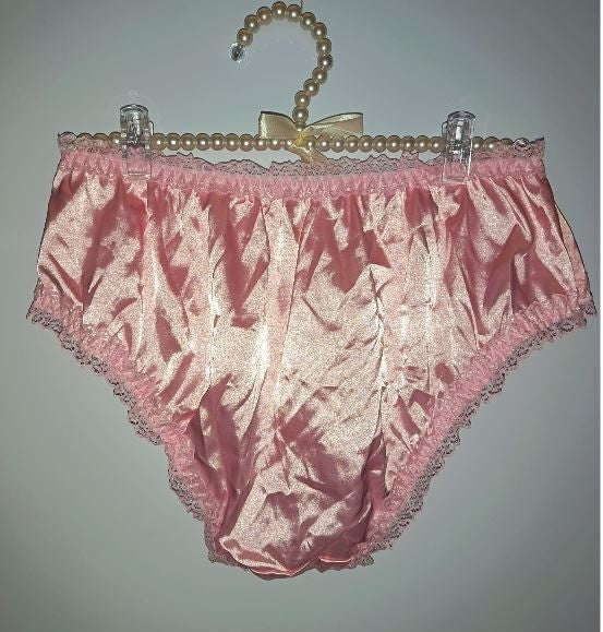 Baby pink Satin Frilly Knickers Lace Trim Vintage Style panties size XL 16-18