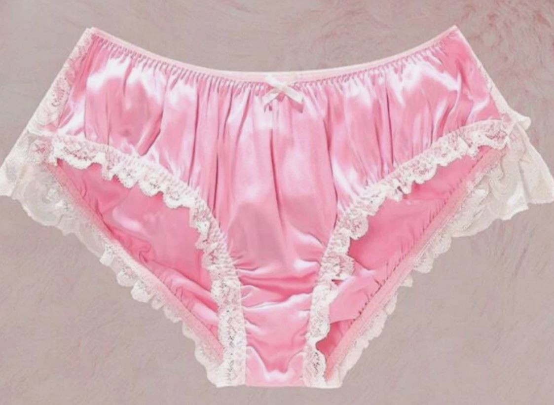 Beautiful silky feel knickers satin panties sexy lace detail on bum size S 8