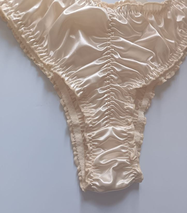 ✨ Women’s Champagne Satin Ruched Thong Briefs ✨ Size 3XL UK 22–24