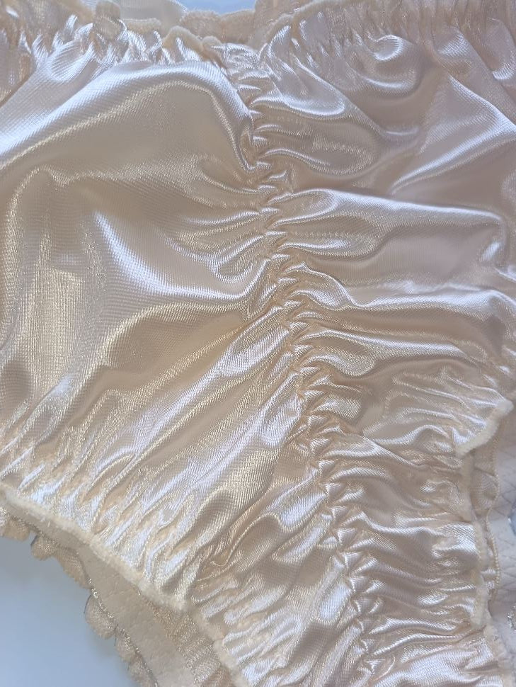✨ Women’s Champagne Satin Ruched Thong Briefs ✨ Size 3XL UK 22–24