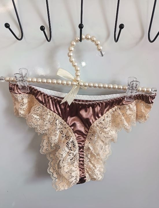 Womens Satin Lace Knickers Frilly Sissy Panties silky thongs Rose gold XL 16-18