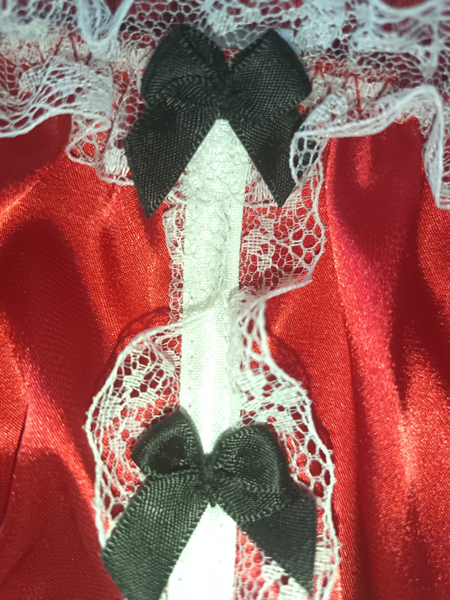 Women’s Red Satin Knickers White Lace Black Bows silky panties size S 8