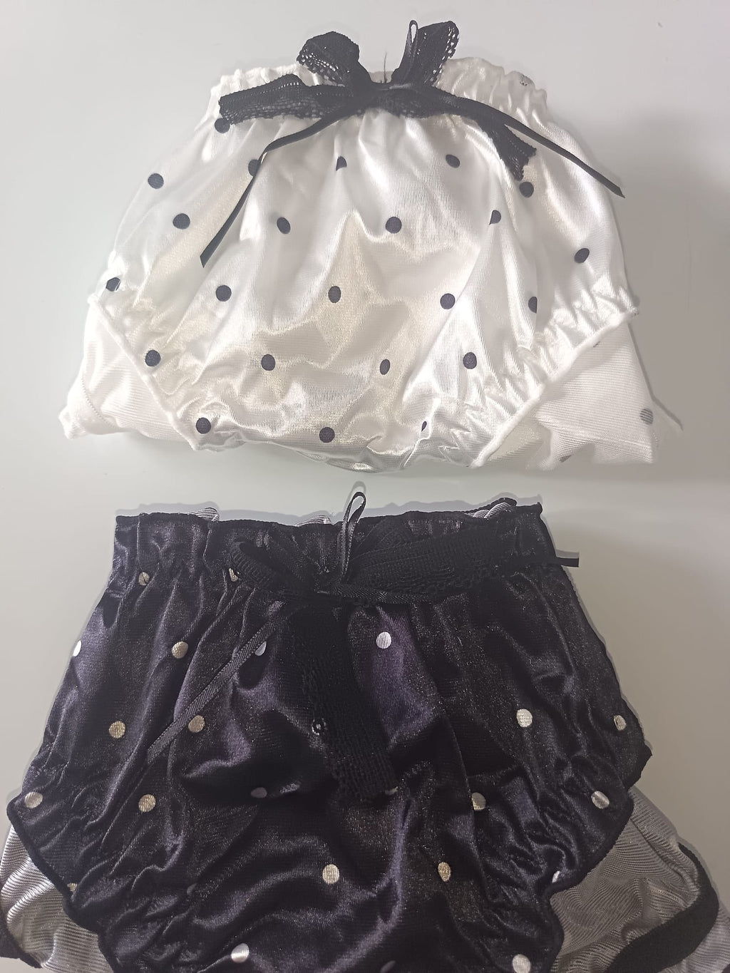 2 Pack Women’s Satin Polka Dot Knickers Black White silky panties size 16-18 XL