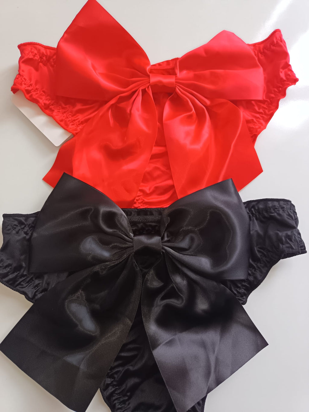 2 Pack Satin Knickers Ladies Size S UK 8 Red Black Big Bow silky panties